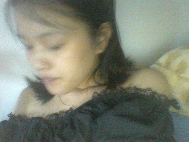 Alina-2k live cam on BongaCams