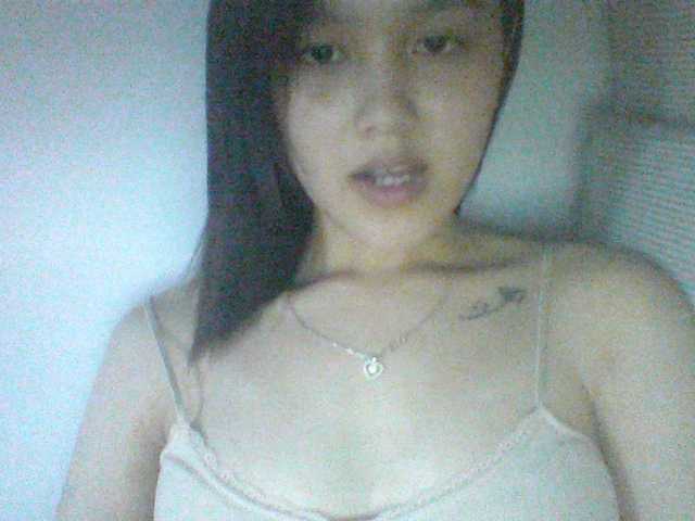 Alina-2k live cam on BongaCams