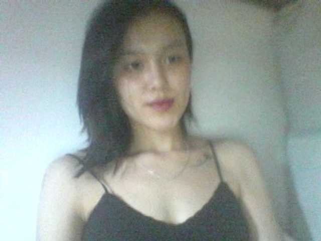 Alina-2k live cam on BongaCams