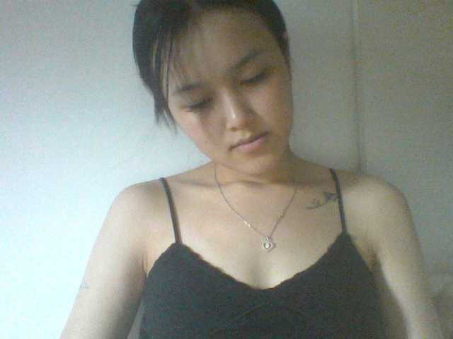 Alina-2k live cam on BongaCams