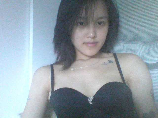 Alina-2k live cam on BongaCams