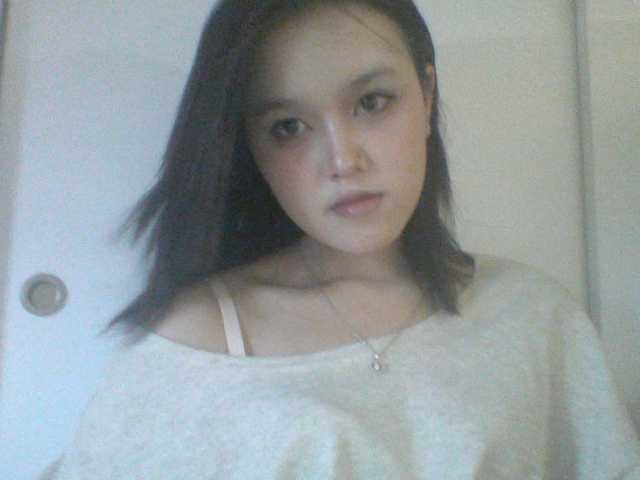 Alina-2k live webcam show