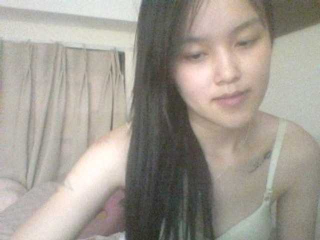 Alina-2k live cam on BongaCams