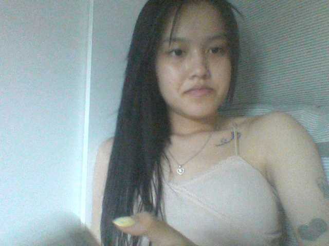 Alina-2k live cam on BongaCams