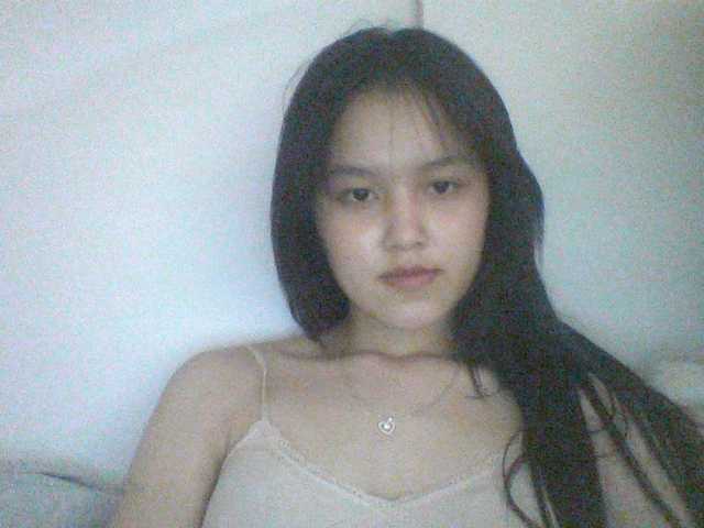 Alina-2k live cam on BongaCams