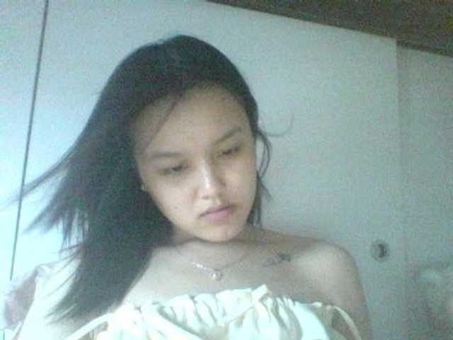 Alina-2k live cam on BongaCams