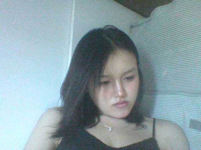Alina-2k live cam on BongaCams