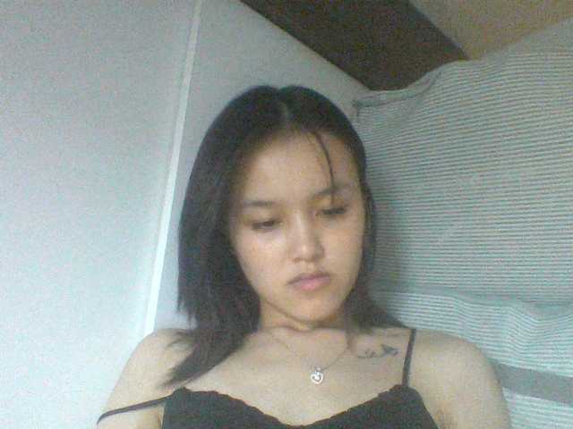 Alina-2k live cam on BongaCams
