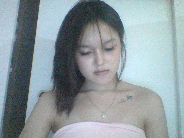 Alina-2k live cam on BongaCams