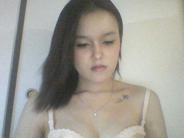 Alina-2k Live Cam on BongaCams