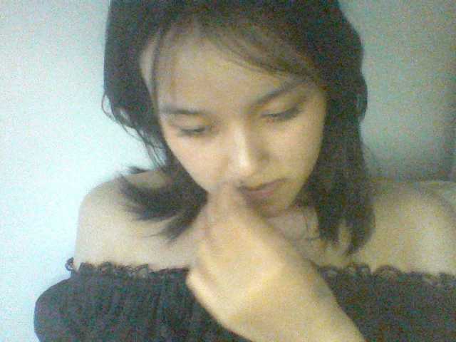 Alina-2k live cam on BongaCams
