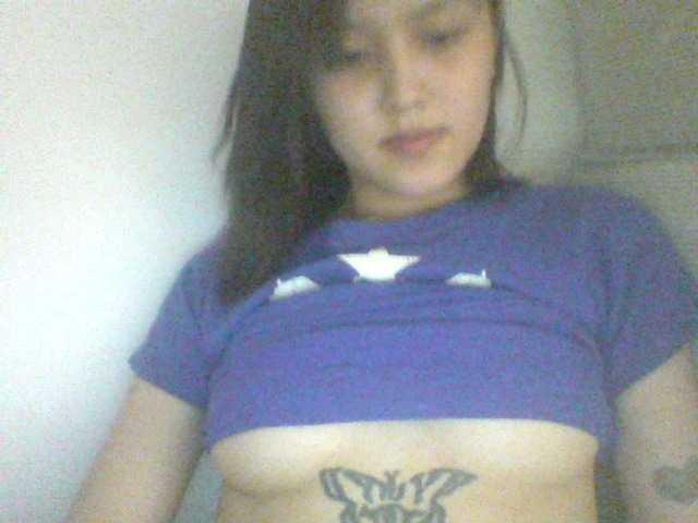 Alina-2k live cam on BongaCams