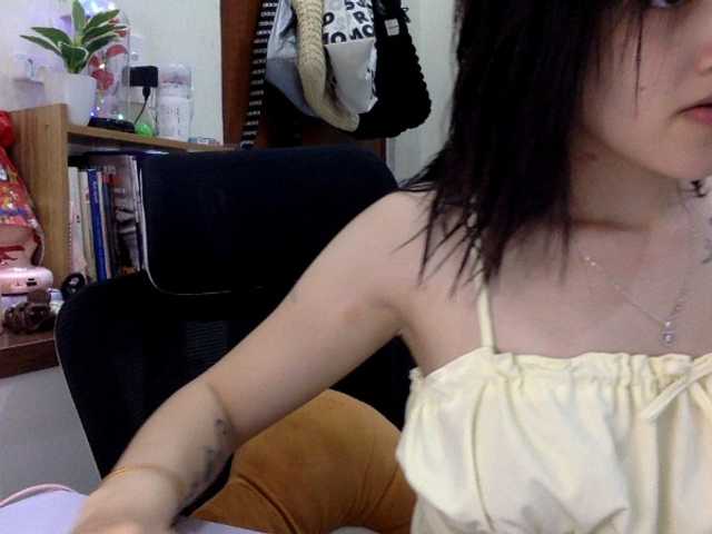 alina-2k cam belle