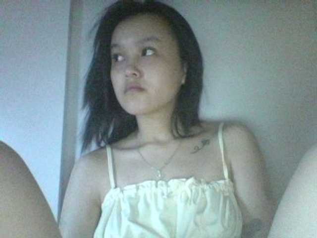 Alina-2k live cam on BongaCams