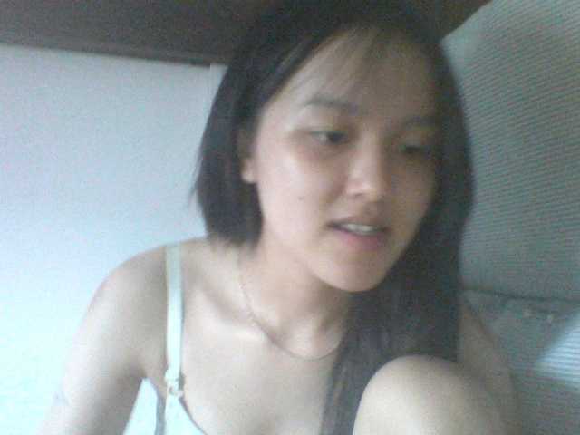Alina-2k live cam on BongaCams