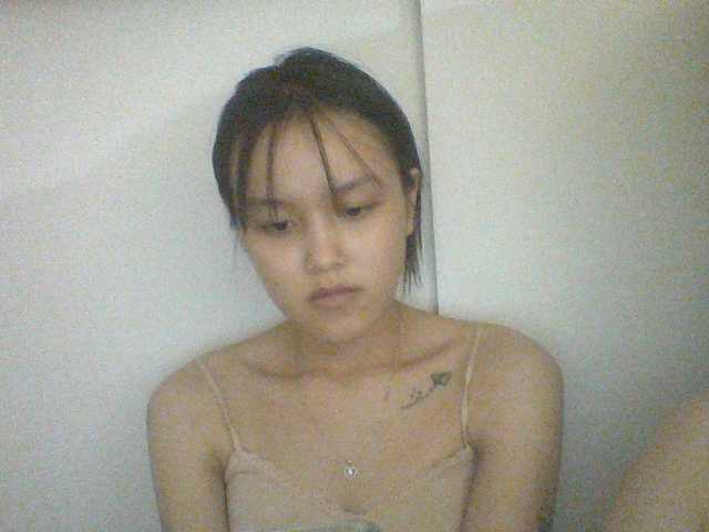 Alina-2k live cam on BongaCams