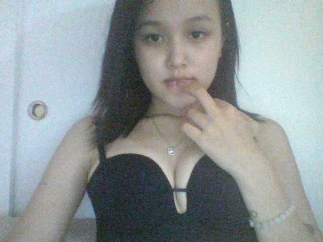 Alina-2k live cam on BongaCams