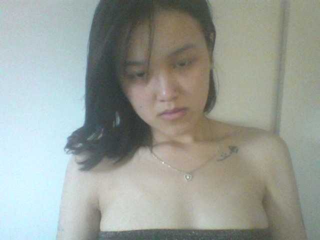 Alina-2k live cam on BongaCams