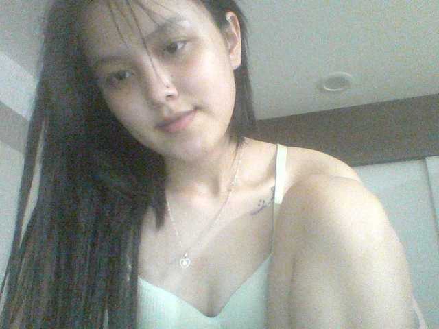 Alina-2k live cam on BongaCams