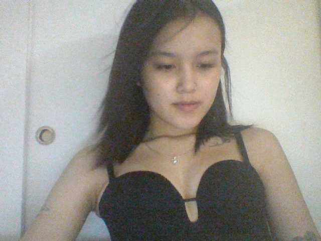Alina-2k live cam on BongaCams