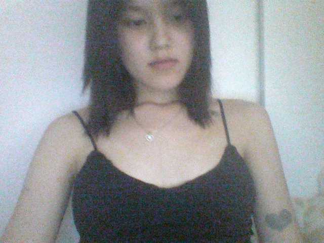 Alina-2k live cam on BongaCams