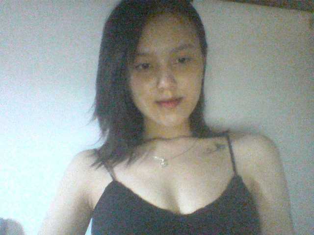 Alina-2k webcam