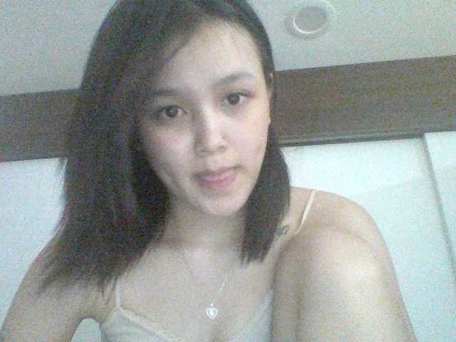 Alina-2k live cam on BongaCams