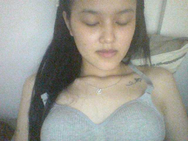 Alina-2k live cam on BongaCams