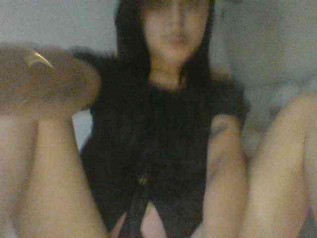 Alina-2k webcam