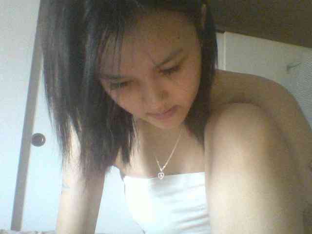 Alina-2k webcam