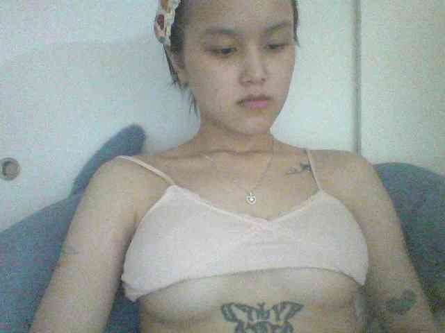 Alina-2k webcam