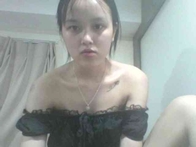 Alina-2k webcam