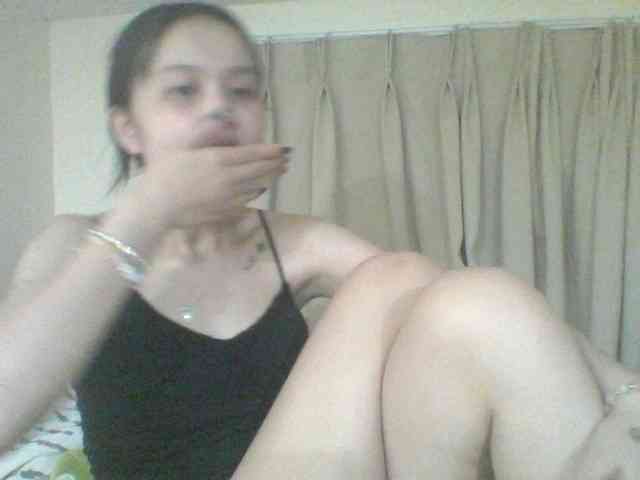 Alina-2k webcam