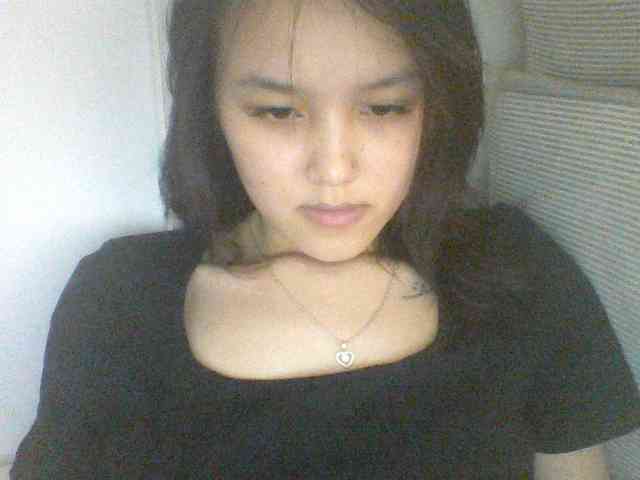 Alina-2k webcam