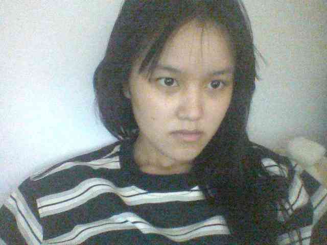 Alina-2k webcam