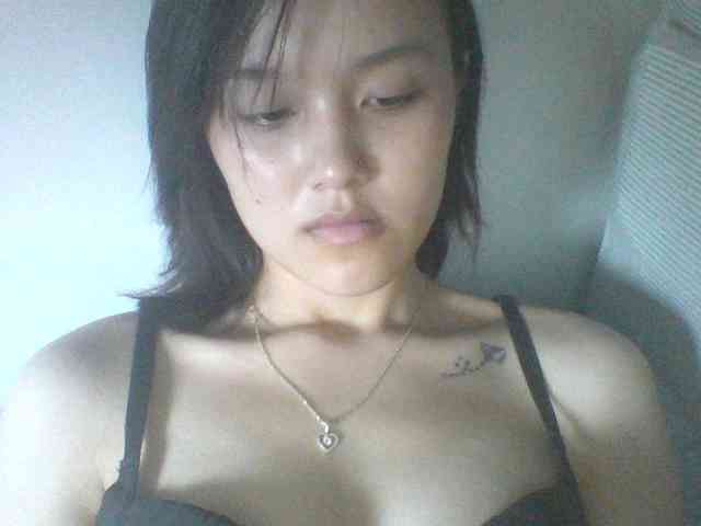 Alina-2k webcam