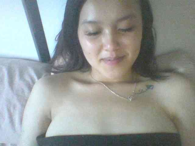 Alina-2k webcam