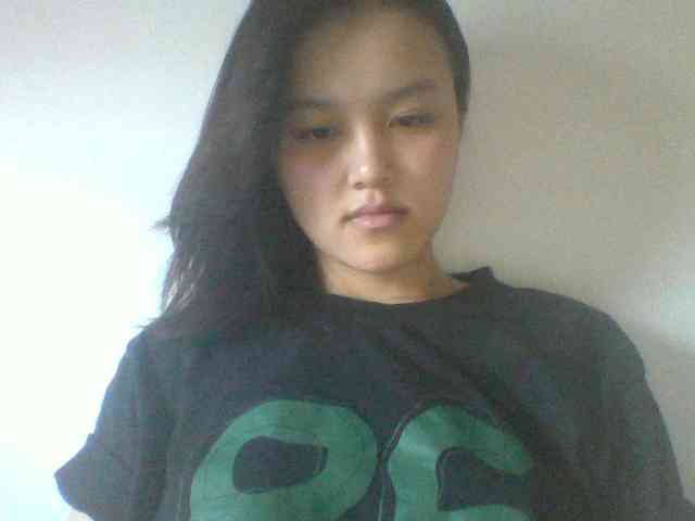 Alina-2k webcam