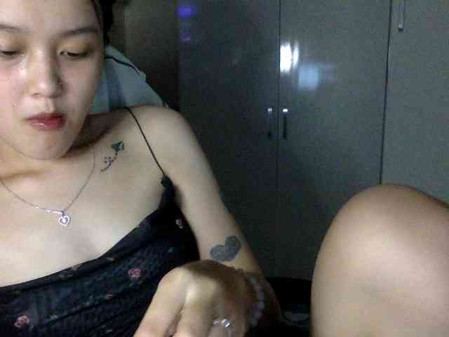 Alina-2k webcam