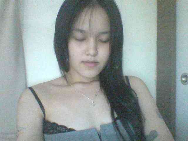 Alina-2k webcam