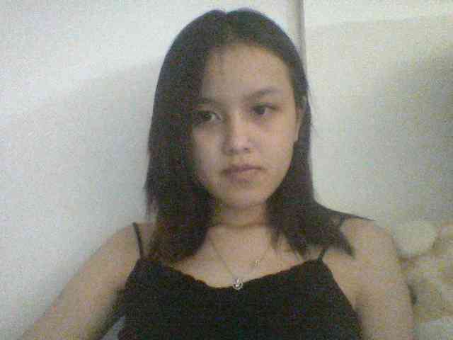 Alina-2k webcam