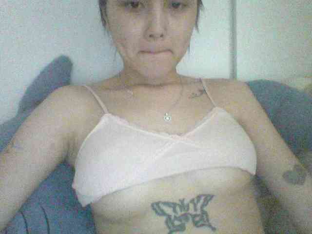 Alina-2k webcam