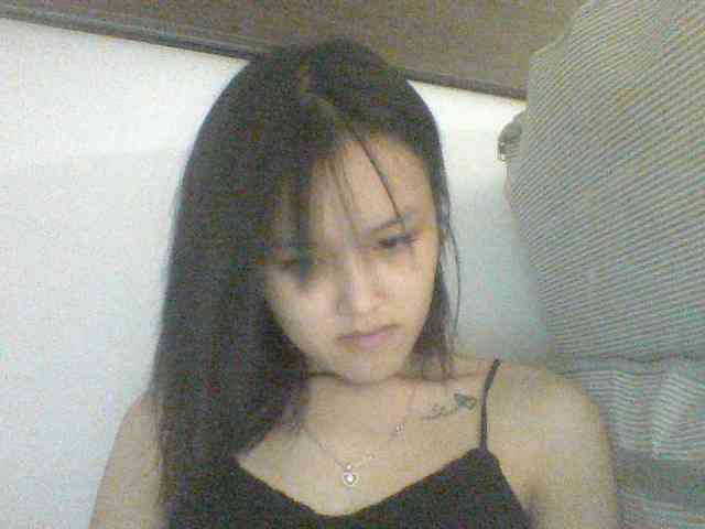 Alina-2k webcam