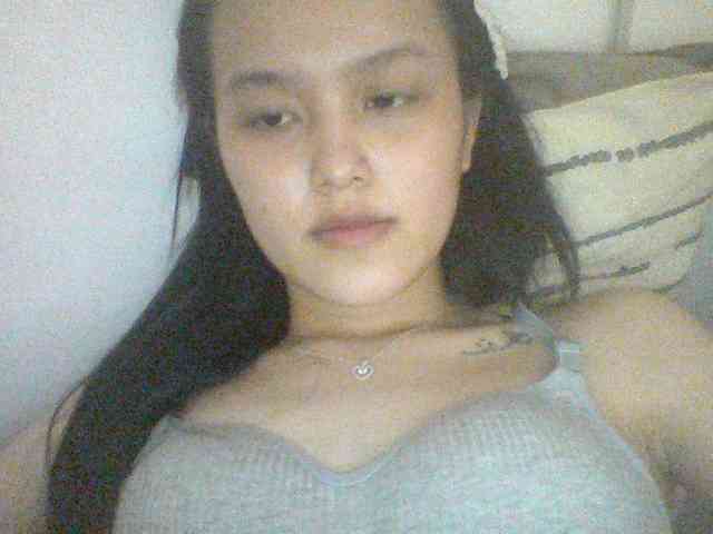 Alina-2k webcam