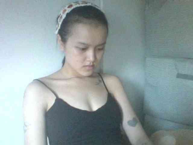 Alina-2k webcam