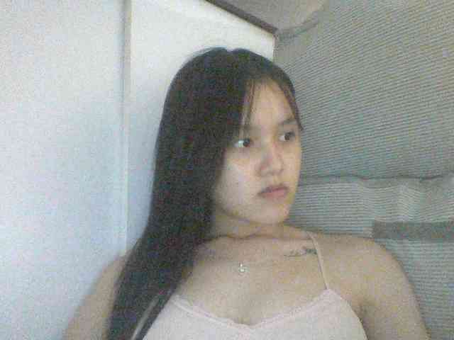 Alina-2k webcam