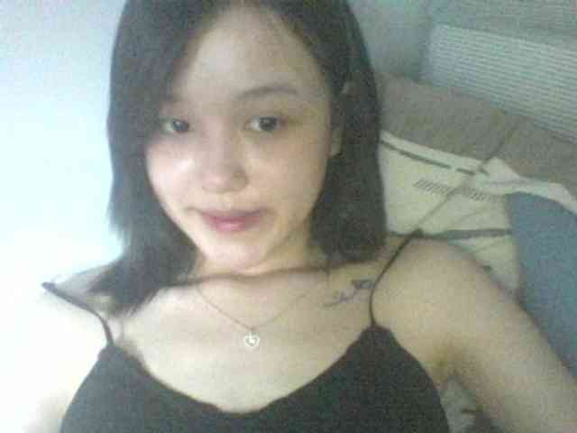 Alina-2k webcam