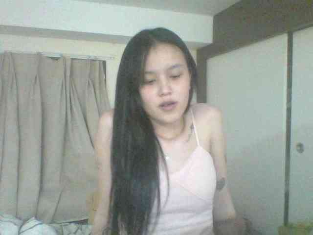 Alina-2k webcam