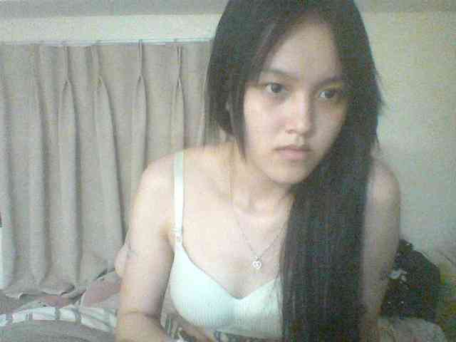 Alina-2k webcam