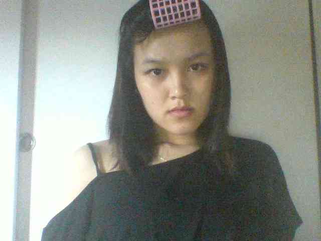 Alina-2k webcam